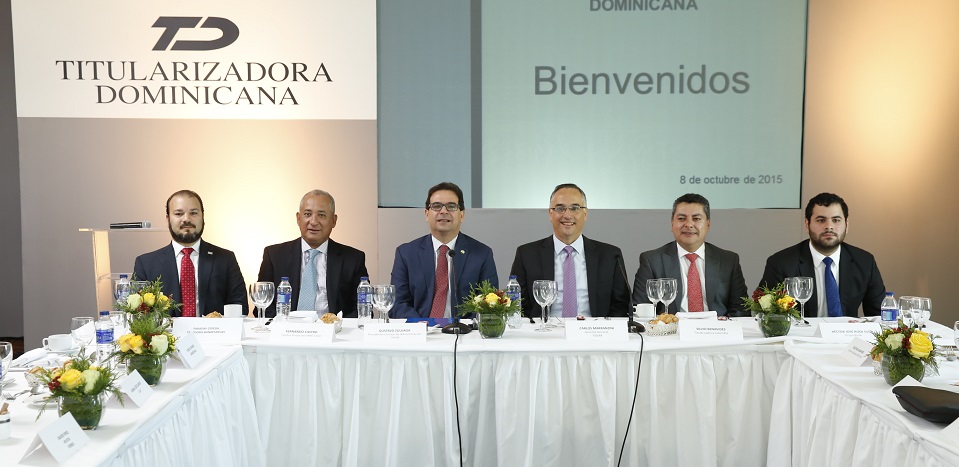 La presentación fue presidida por Faraday Cepeda, Fernando Castro, Gustavo Zuluaga, Carlos Marranzini, Silvio Benavides y Hector Rizek.
