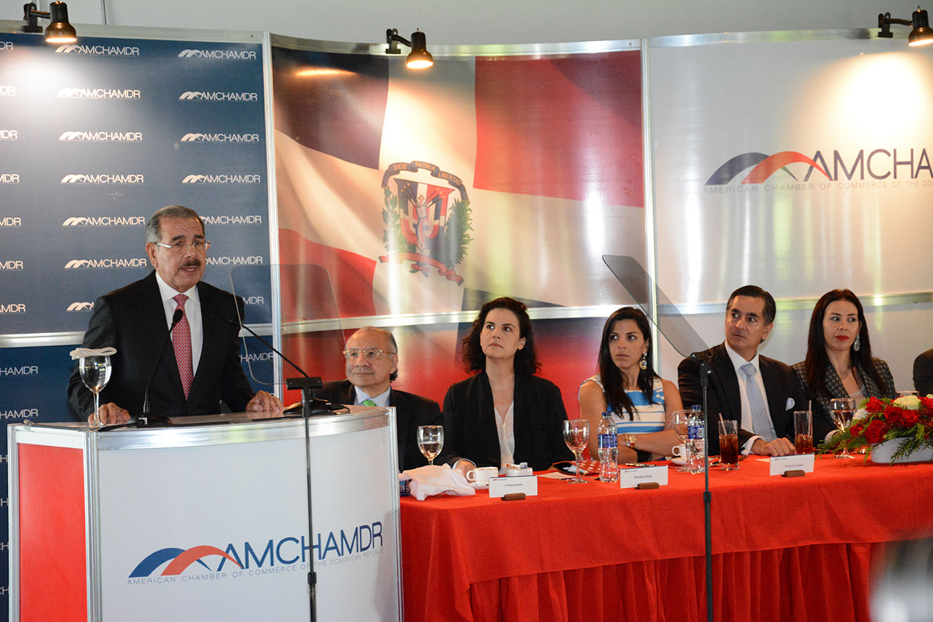 Presidente Danilo Medina durante su participación ante la Cámara Americana de Comercio. | Gabriel Alcántara