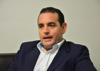 Carlos Janáriz, presidente de la Asociación de Empresas de Energía Renovable y Eficiencia Energética de República Dominicana.