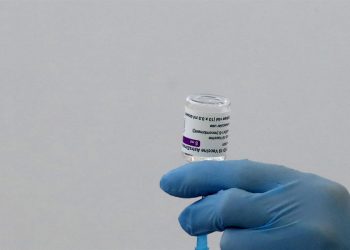 Dosis de la vacuna de AstraZeneca. | Toms Kalnins, EFE.