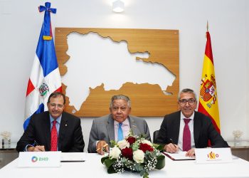 Juan Bolívar Díaz, Steven Puig y José Carlos García de Quevedo. Fuente externa.