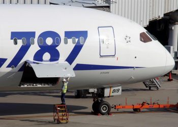 La empresa lleva cinco años con pérdidas anuales, primero por la crisis desatada al estrellarse dos 737-8 MAX en similares circunstancias en octubre de 2018 y marzo de 2019, matando a 346 personas, y después por la pandemia de covid-19.