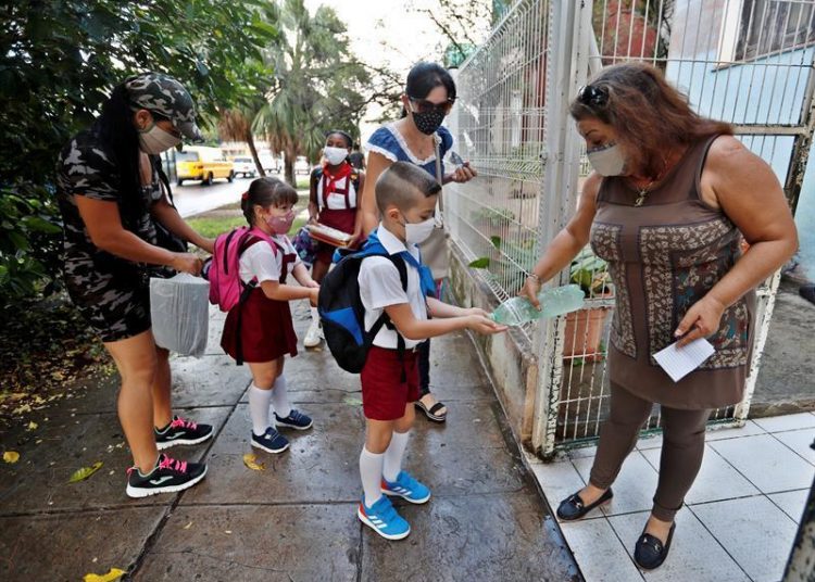Clases presenciales, escuelas Cuba