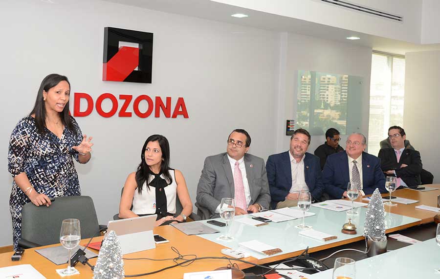 Comité ejecutivo de Zonas francas. José Tomás Contreras, Eduardo Bogaert y Miguel Lama, entre otros...