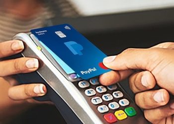 Economía/Finanzas.- PayPal y Mastercard lanzan en España una tarjeta de débito para empresas que remunera las compras