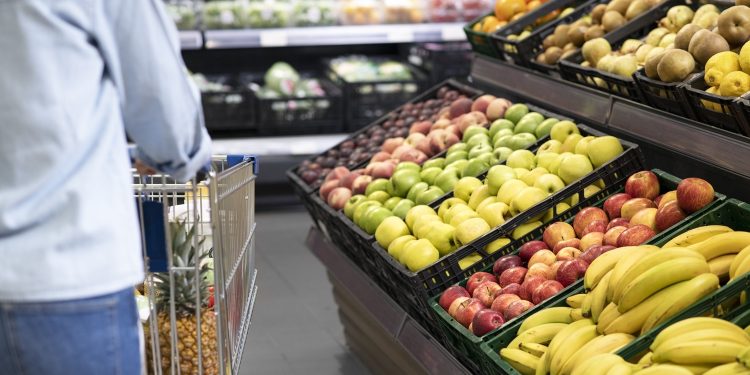 Economía.- El 41% del gasto anual en alimentación de los hogares españoles se destina a productos frescos