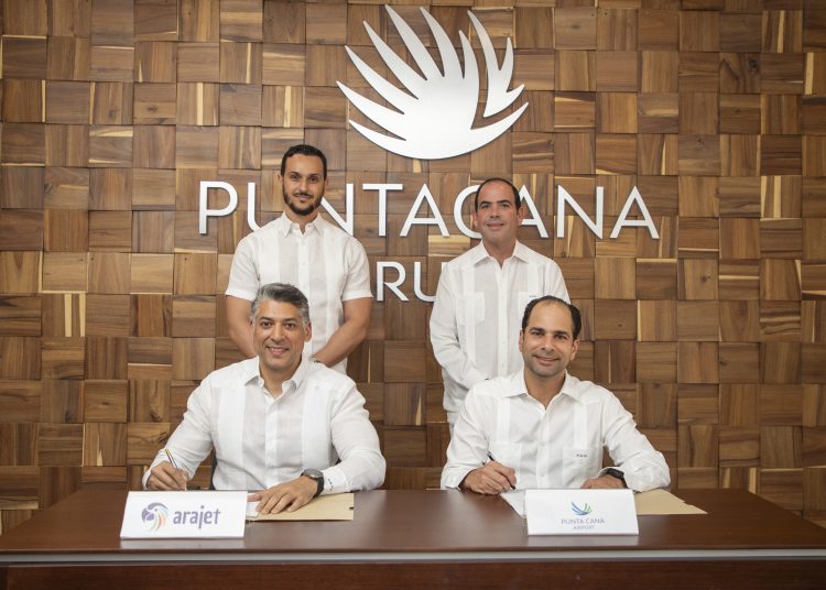 Arajet y el Grupo Puntacana firmaron un acuerdo para tales fines.