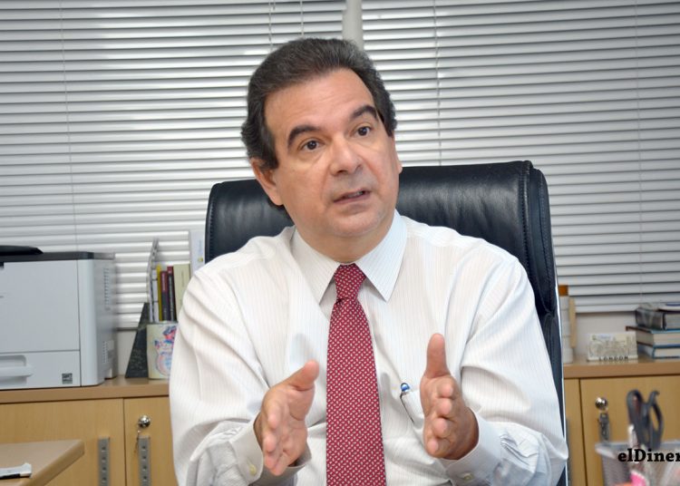 Gustavo Zuluaga, vicepresidente ejecutivo de la Asociación La Nacional de Ahorros y Préstamos (ALNAP). | Lésther Álvarez