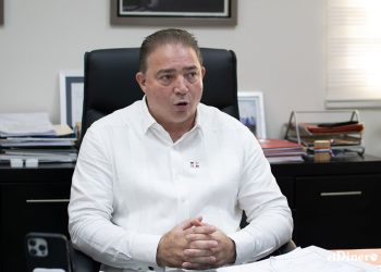 Héctor Porcella, director del IDAC, conversó sobre los retos del mercado aeronáutico dominicano.