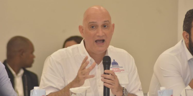 El ministro de Economía, Planificación y Desarrollo, Pavel Isa Contreras. | Lésther Álvarez.