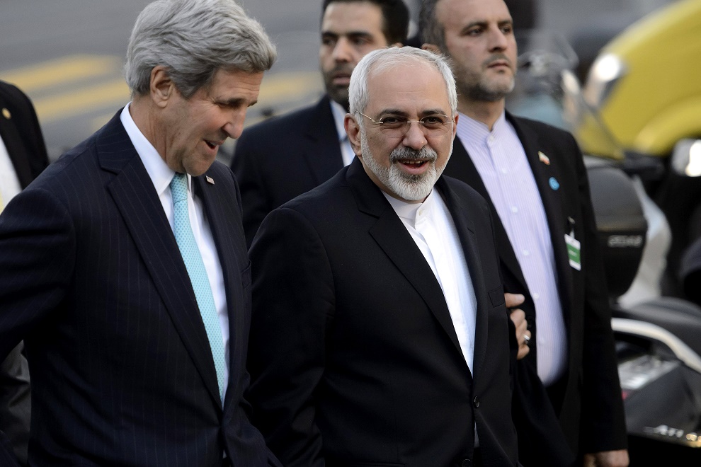 El ministro estadounidense, John Kerry, y su homólogo de Irán, Javad Zari.