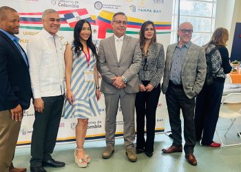 El evento facilitó reuniones estratégicas entre empresarios dominicanos y extranjeros, explorando nuevas oportunidades de negocio en el mercado norteamericano.