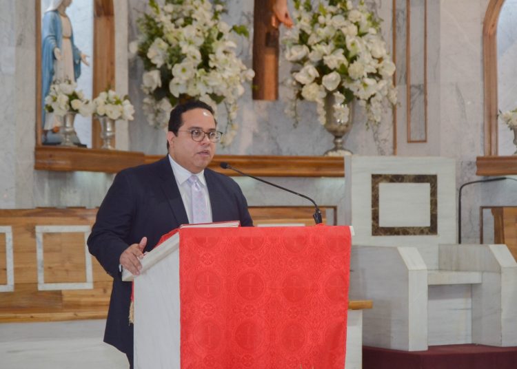 Manuel Ovierdo Estrada, direcctor general de la Ocabid durante el discurso de la misa de aniversario. - Fuente externa.