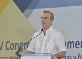 El presidente Luis Abinader durante su discurso en el Ceapi. | Lésther Álvarez