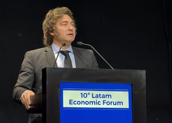 La disputa surgió después de que Argentina cambiara el año base para calcular el crecimiento en 2013.