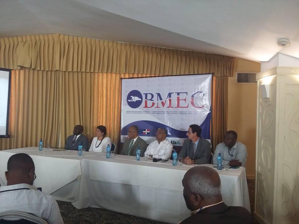 participaron académicos que presentaron estudios sobre el comercio entre haití y rd.