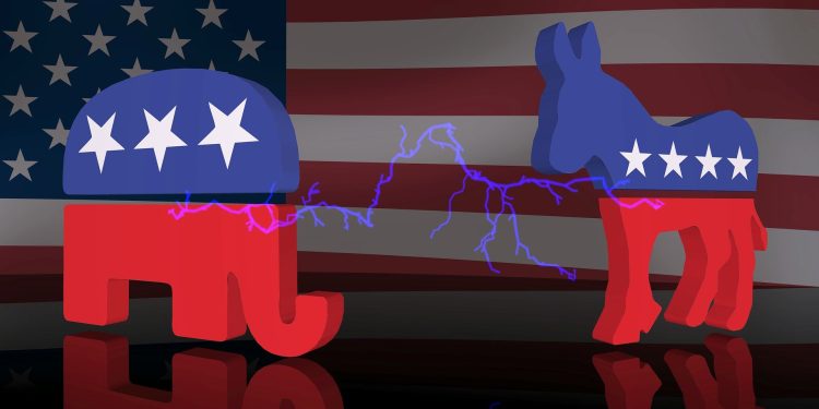 Mascotas de los partidos republicano (elefante) y demócrata (burro).  | Pixabay.