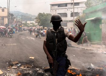 Policía Haití