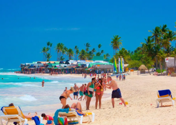 De los 2,883,503 turistas extranjeros que pisaron suelo dominicano entre enero-mayo de 2023, 1,730,101 proceden de América del Norte - Fuente externa.