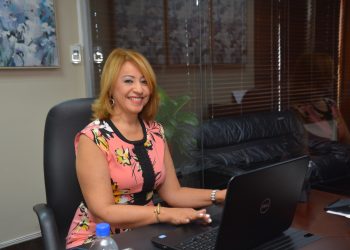 La presidenta ejecutiva de la Asociación de Bancos Comerciales (ABA), Rosanna Ruiz.|  Lésther Alvarez.