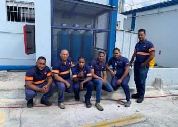 En República Dominicana, un equipo de seis personas de la cadena de suministro propuso la instalación de un sistema de captación de lluvia para reutilizarse. - Fuente externa.