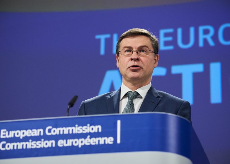 Valdis Dombrovskis, Comisión Europea