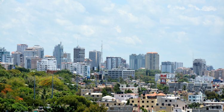 Vivienda en Santo Domingo (2)