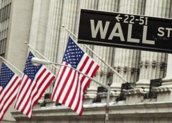 Al término de la sesión en la Bolsa de Nueva York, el Dow Jones descendió a 39.127 unidades.