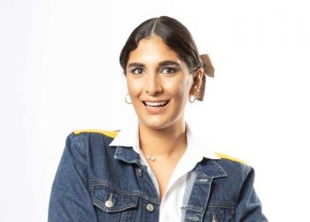 Yamilé Hazim, creadora de la plataforma digital Revoltiao.