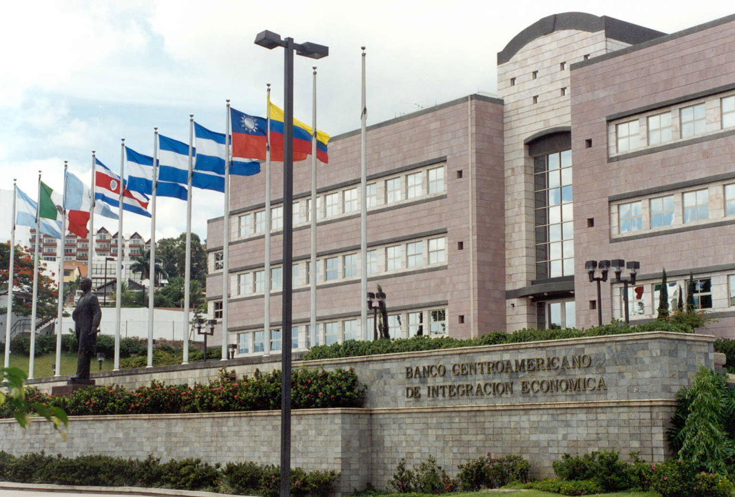 banco centroamericano de integración economica