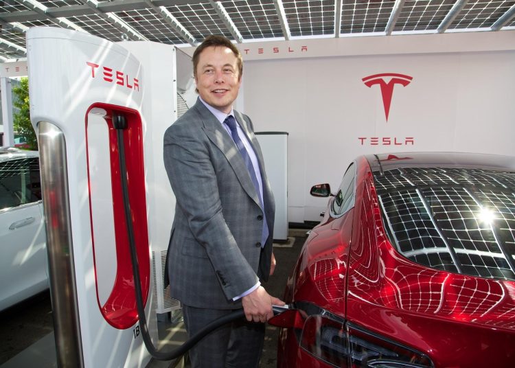 Tesla dijo este miércoles que de enero a marzo de este año sus ingresos ascendieron a 23.329 millones de dólares. | Fuente externa.