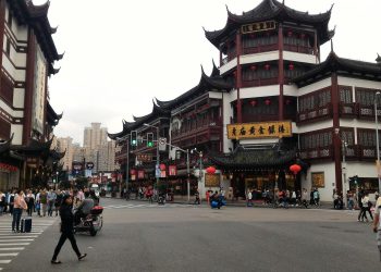 Mercado en Shanghái, China. | Pansheep Suwimonpan, Pixabay.