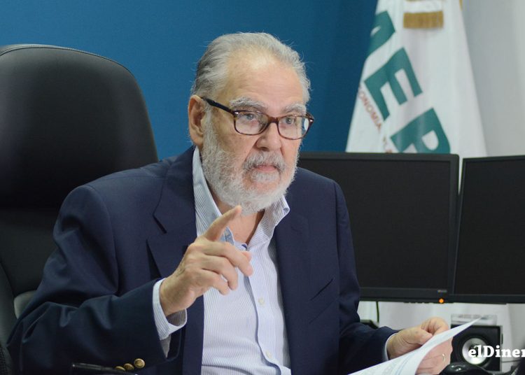 Miguel Ceara Hatton, ministro de Economía, Planificación y Desarrollo. | Lésther Álvarez