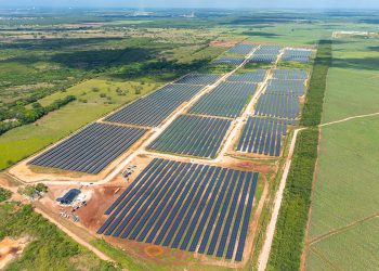 La energía solar está supliendo más del 13% de la demanda nacional de la energía en el Sistema Eléctrico Nacional Integrado (SENI) de República Dominicana.