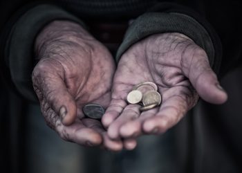 El PNUD alerta de que en entre 2020 y 2023 un total de 165 millones de personas más han caído a la pobreza. | Fuente externa.
