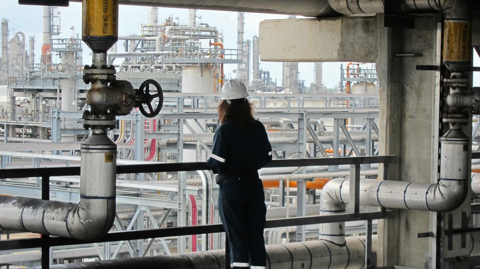 port arthur oil refinery shut down harvey q0topl