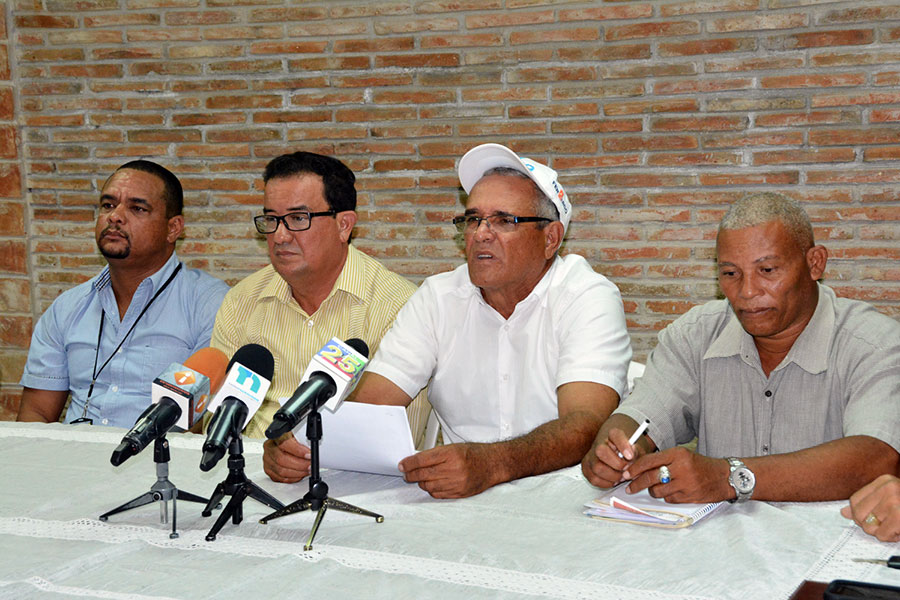 Anunciaron que el Comité Pro Rescate del Agua en las Provincias Peravia y San Cristóbal se declaran en sección permanente, y seguirán su lucha hasta lograr la ejecución de dichas obras.