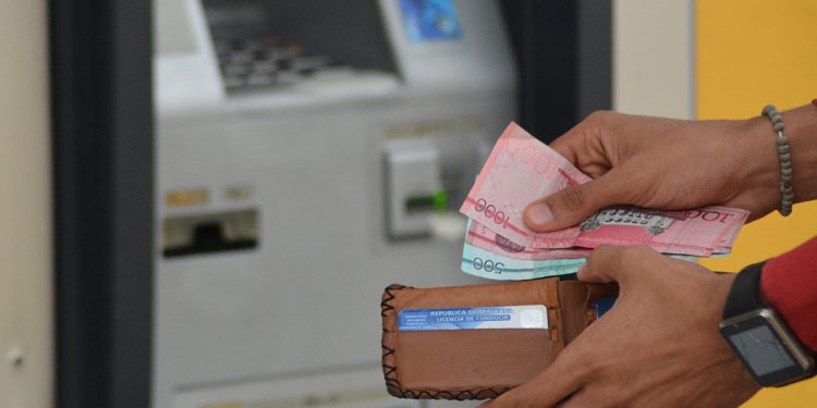 La calidad de la cartera de crédito ha mejorado en el mercado financiero dominicano. | Lésther Álvarez