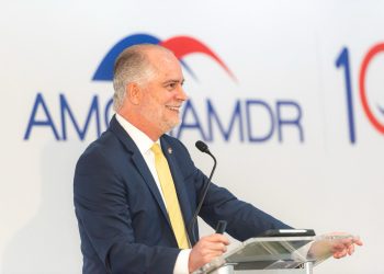 Superintendente de Bancos, Alejandro Fernández W. Fuente externa.