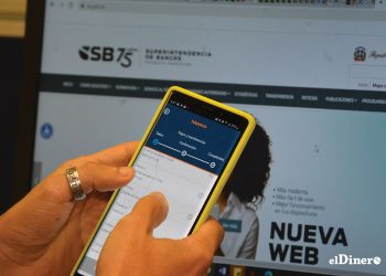 Si antes las personas tenían limitaciones para acceder al sector, ahora cuentan con el banco al alcance de un dispositivo digital. | Lésther Álvarez